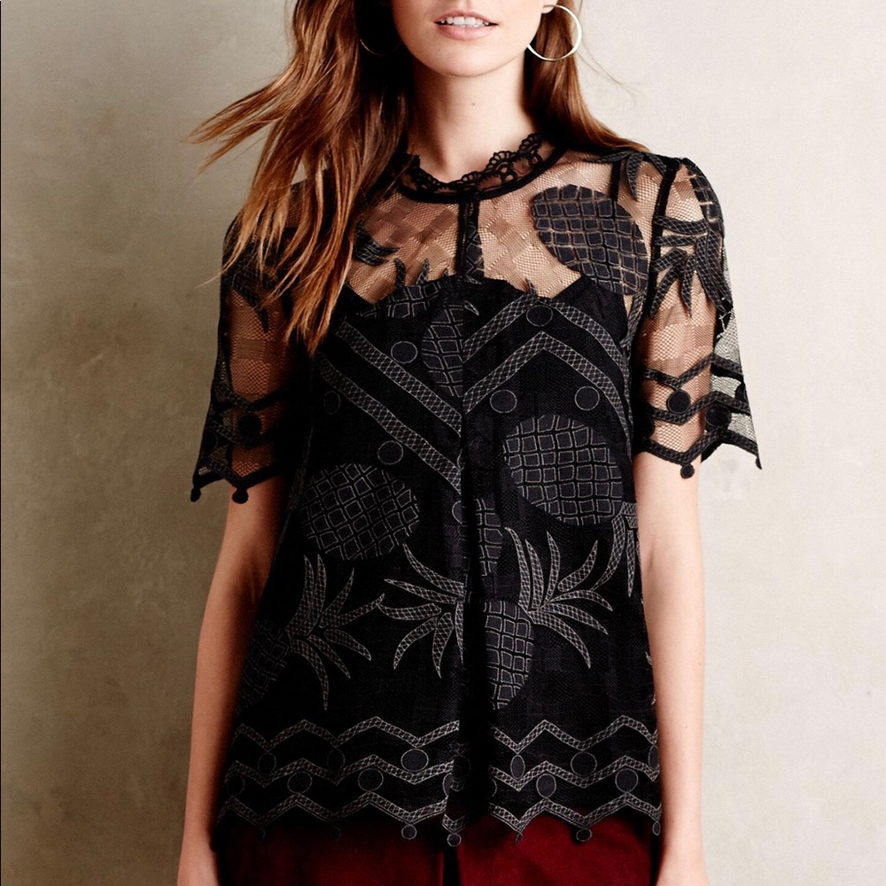 Anthropologie HD in Paris lace Pineapple Pina top